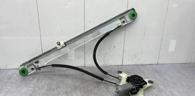 Mecanisme moteur lève-glace avant droit NISSAN NV400 occasion