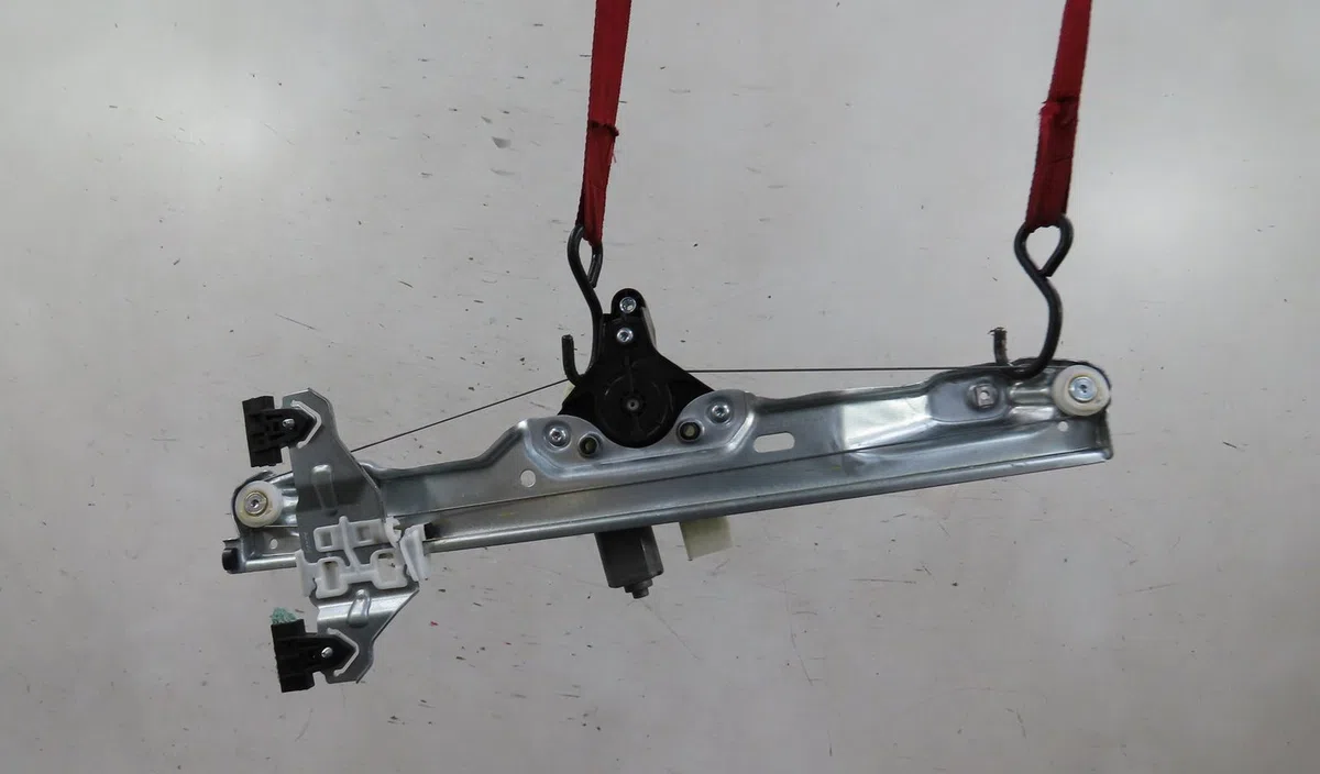 Mecanisme + moteur lève-glace avant droit NISSAN QASHQAI 1.3 DIG-T - 140 2021 occasion