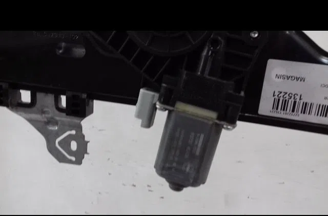 Mecanisme  moteur lève-glace avant droit Nissan QASHQAI II SUV (J11, J11_) 1.6 dci (2013) occasion