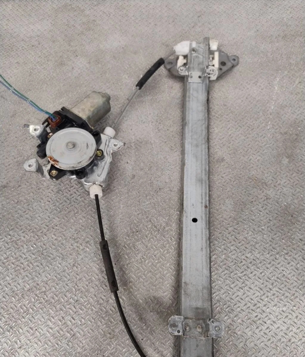 Mecanisme moteur lève-glace avant droit Nissan X-TRAIL I (T30) 2.2 dci (2003-2013) occasion