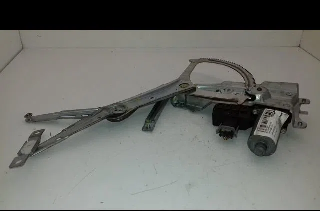 Mecanisme  moteur lève-glace avant droit Opel ASTRA H (A04) 1.7 cdti (l48) (2004-2010) 5 portes occasion