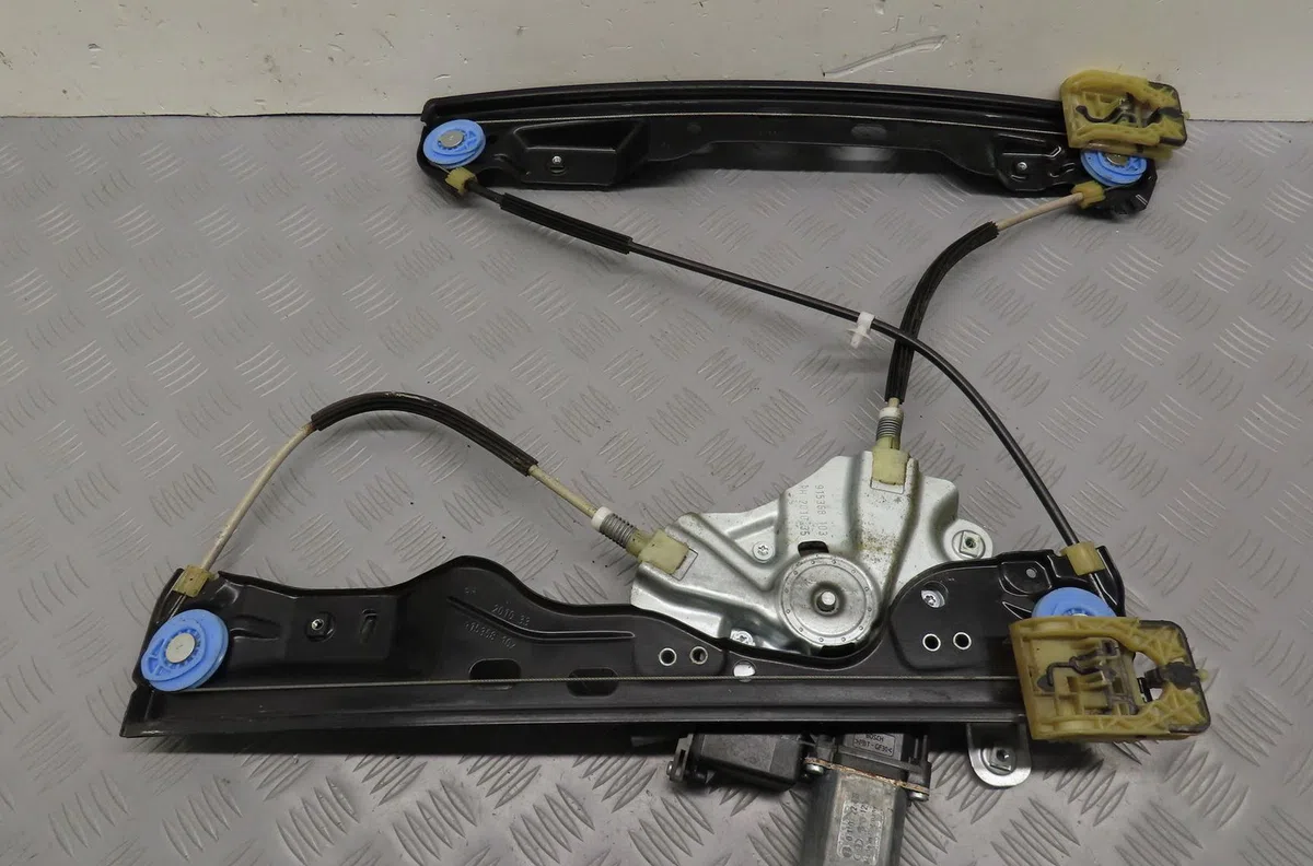 Mecanisme  moteur lève-glace avant droit Opel ASTRA J (P10) 2.0 cdti (68) (2009-2015) occasion