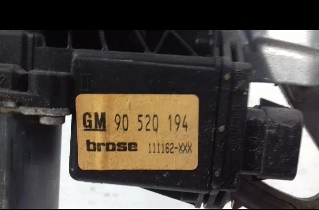 Mecanisme  moteur lève-glace avant droit Opel CORSA B (S93) 1.2 i 16v (f08, f68, m68) (1998-2000) 5 portes occasion