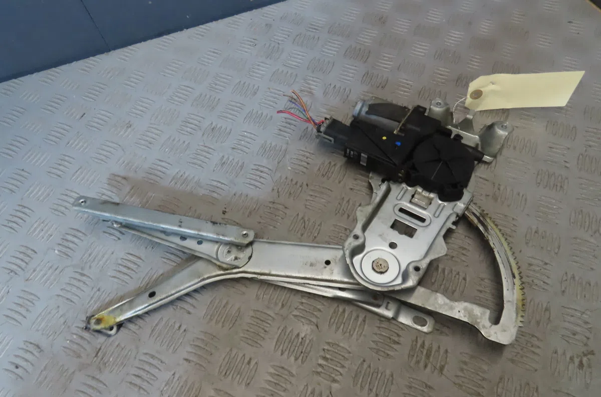 Mecanisme  moteur lève-glace avant droit Opel CORSA C (X01) 1.7 dti (f08, f68) (2000-2009) 5 portes occasion