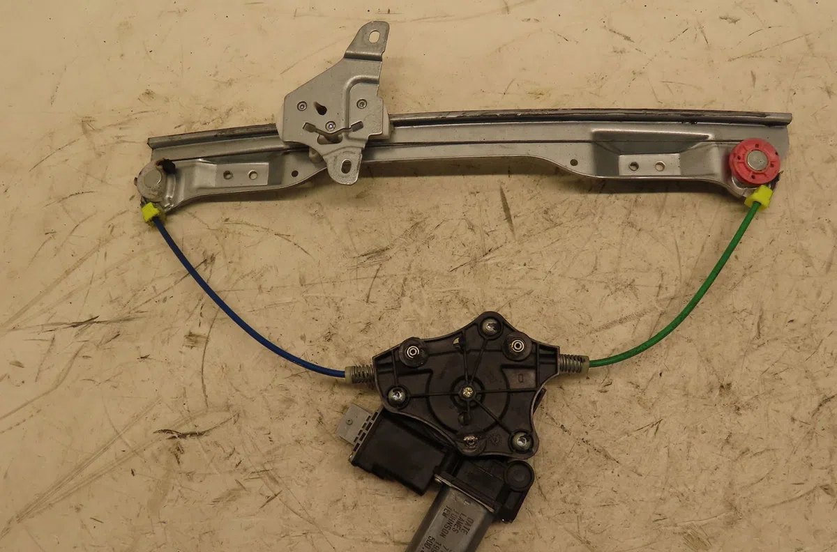 Mecanisme  moteur lève-glace avant droit Opel CORSA E (X15) 1.3 cdti (08, 68) (2014) occasion