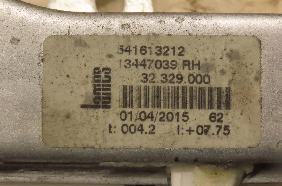 Mecanisme  moteur lève-glace avant droit Opel CORSA E (X15) 1.3 cdti (08, 68) (2014) occasion