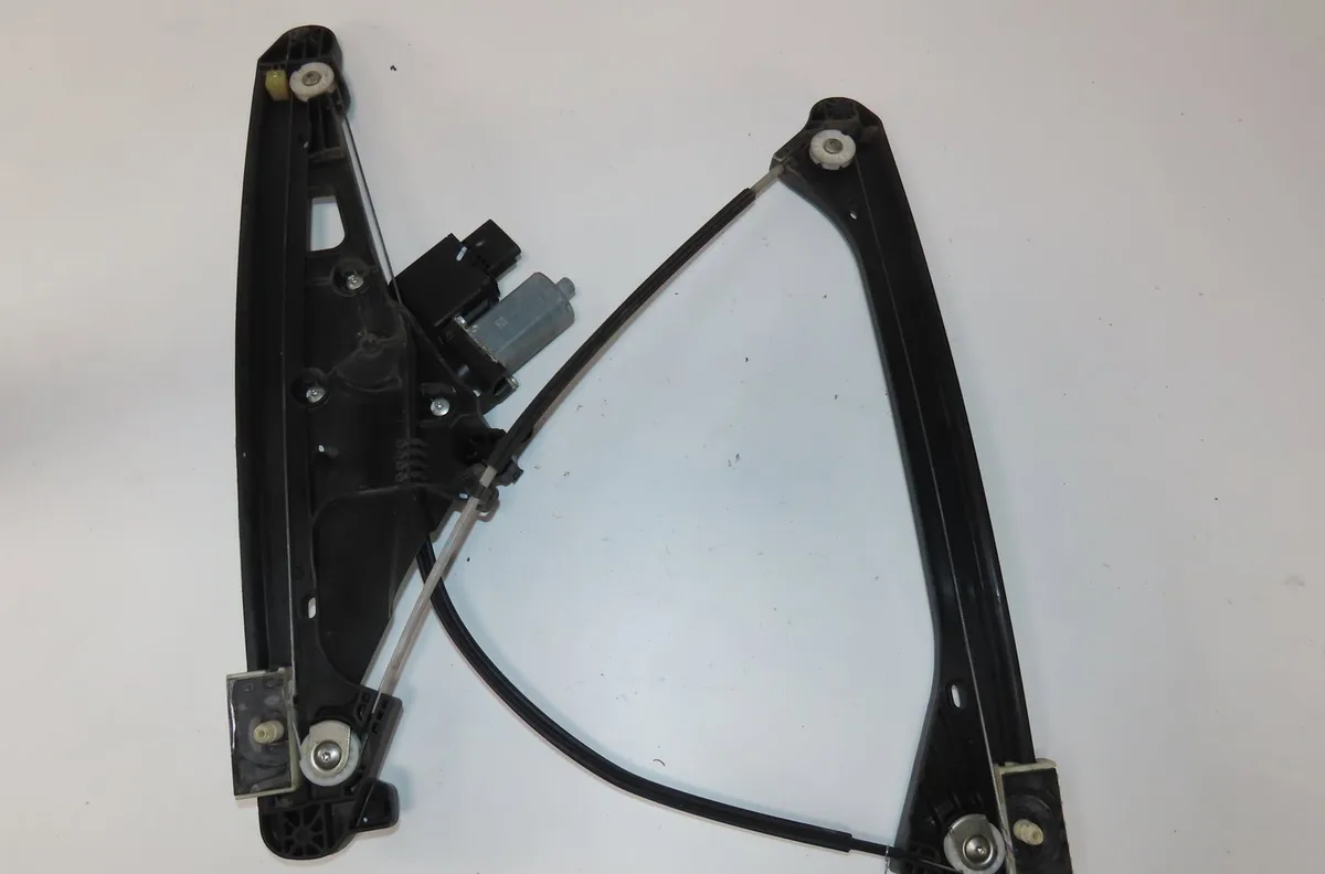 Mecanisme  moteur lève-glace avant droit Opel GRANDLAND - GRANDLAND X (A18, P1UO) 1.2 (75) (2017) occasion