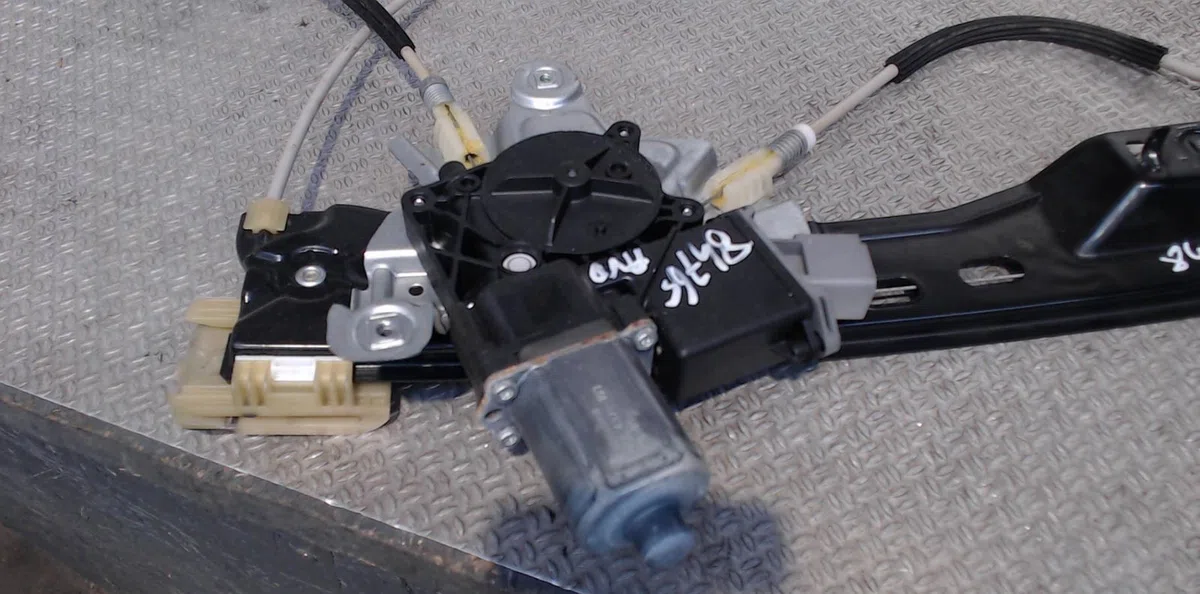 Mecanisme  moteur lève-glace avant droit OPEL INSIGNIA 1  INSIGNIA 1 PHASE 1 BREAK occasion