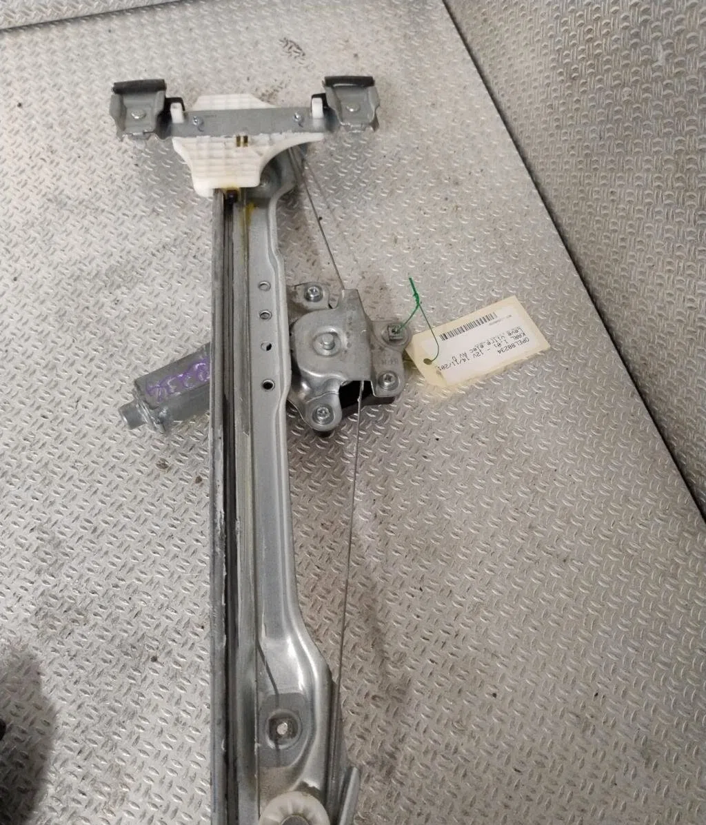 Mecanisme  moteur lève-glace avant droit OPEL KARL  KARL occasion