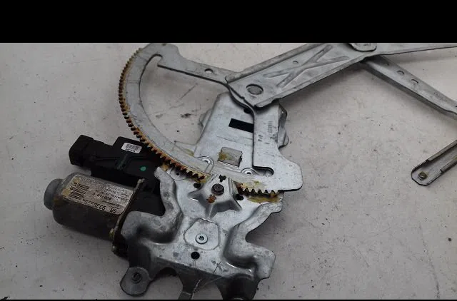 Mecanisme  moteur lève-glace avant droit Opel MERIVA A Monospace (X03) 1.6 16v (e75) (2003-2006) occasion