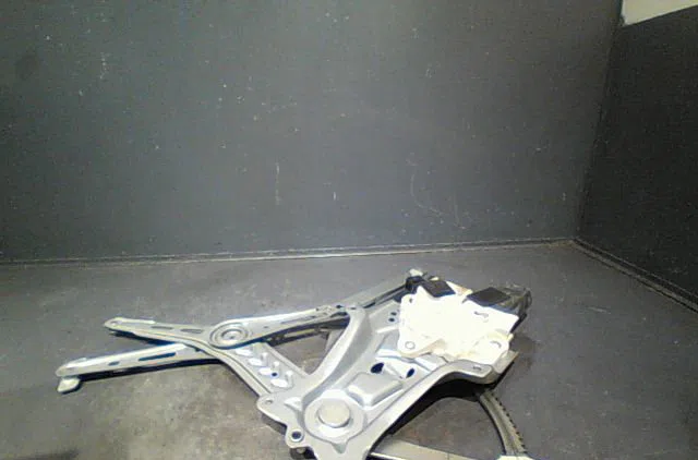 Mecanisme  moteur lève-glace avant droit Opel SIGNUM 3-5 portes (Z03) 2.2 dti (f48) (2003-2004) occasion