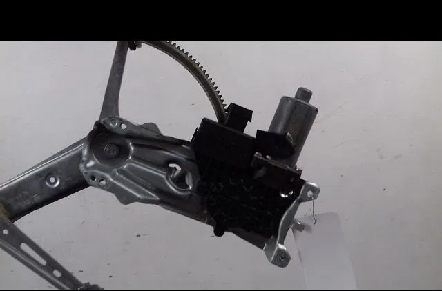 Mecanisme  moteur lève-glace avant droit Opel ZAFIRA A Monospace (T98) 2.0 dti 16v (f75) (2000-2005) 5 portes occasion