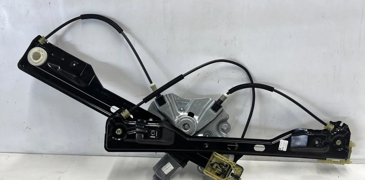 Mecanisme moteur lève-glace avant droit OPEL ZAFIRA TOURER C PHASE 1 occasion