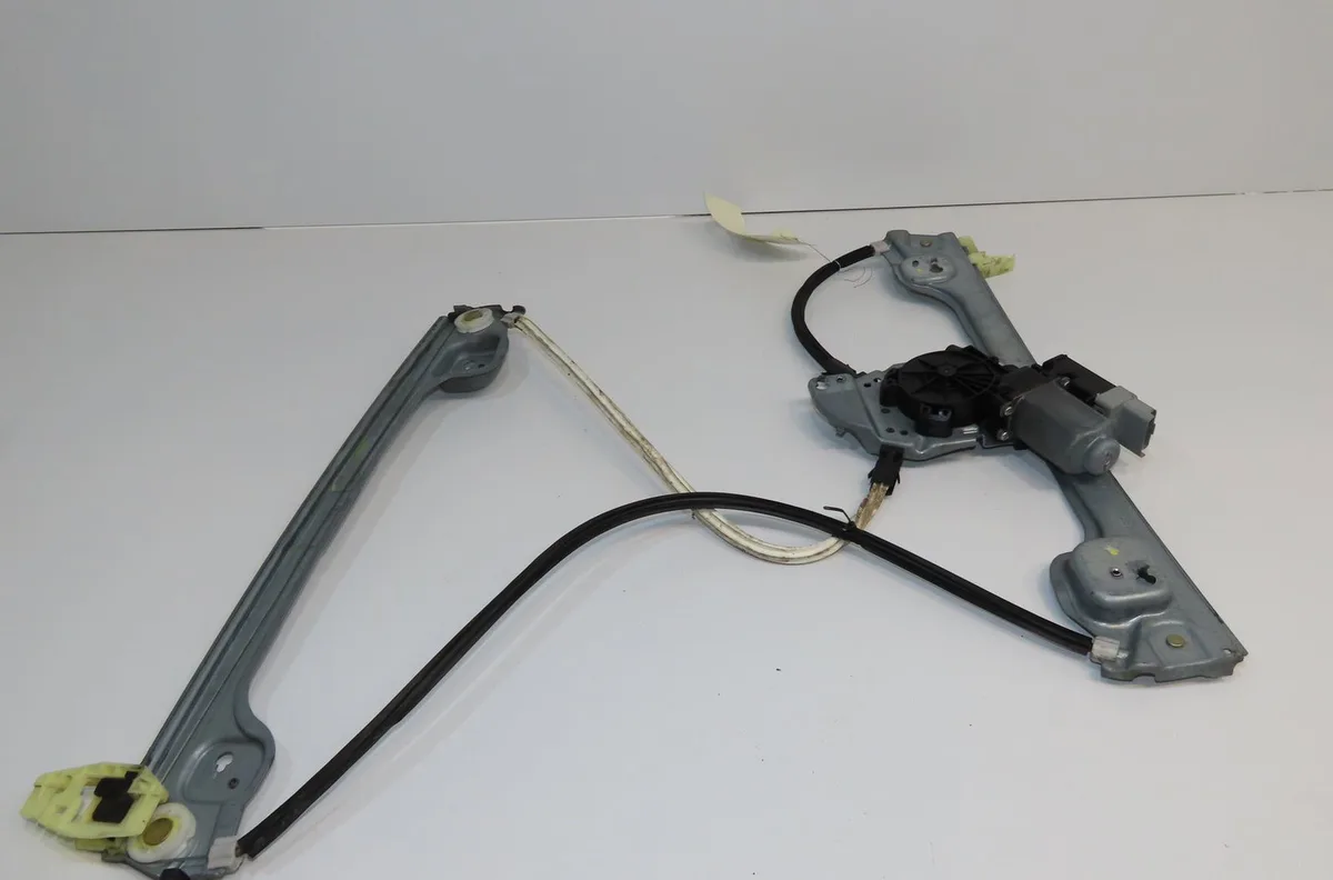 Mecanisme  moteur lève-glace avant droit Peugeot 1007 (KM_) 1.6 16v (2005) occasion