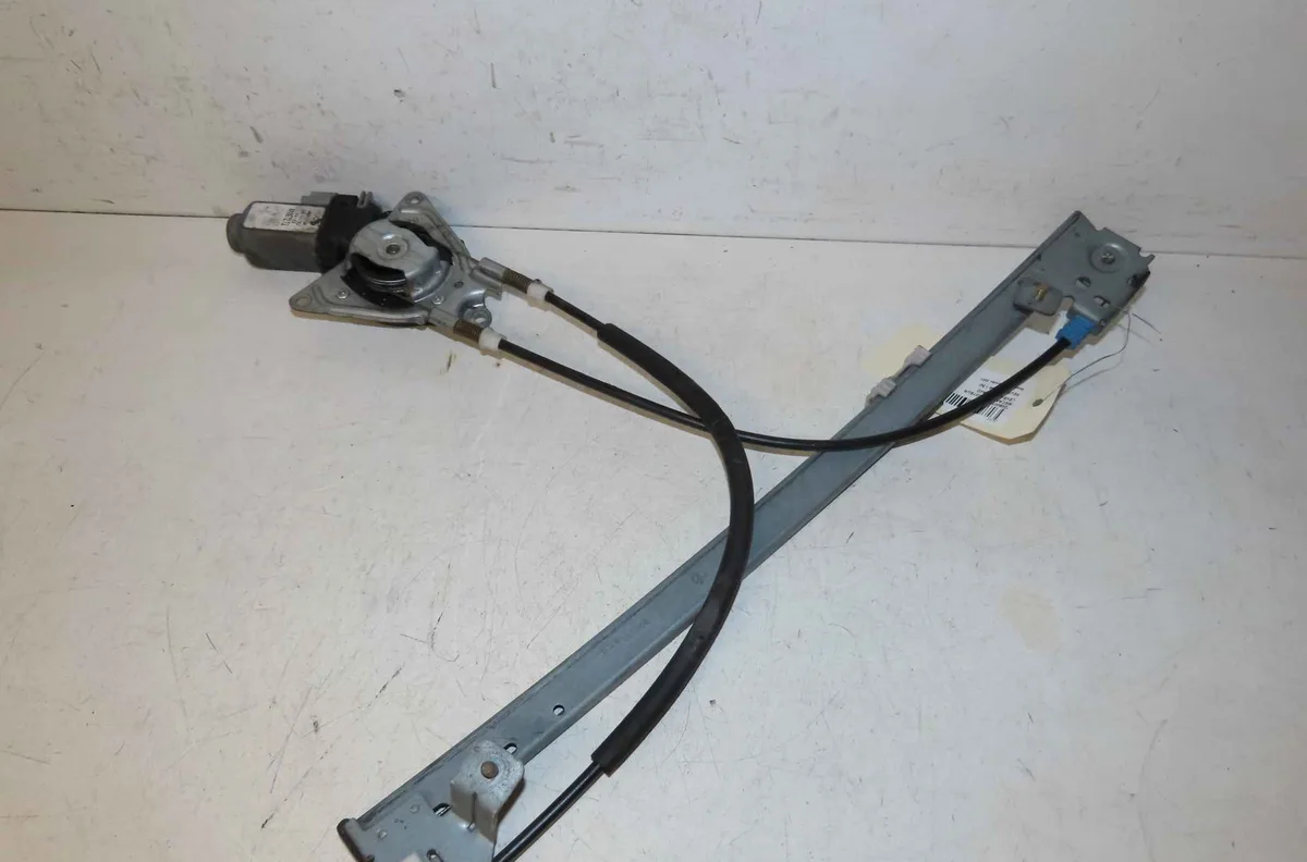 Mecanisme  moteur lève-glace avant droit PEUGEOT 106 occasion