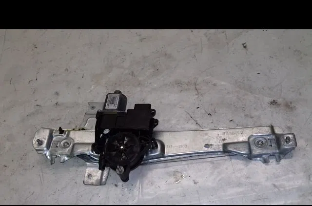 Mecanisme  moteur lève-glace avant droit Peugeot 2008 I (CU_) 1.2 vti (2013-2018) occasion