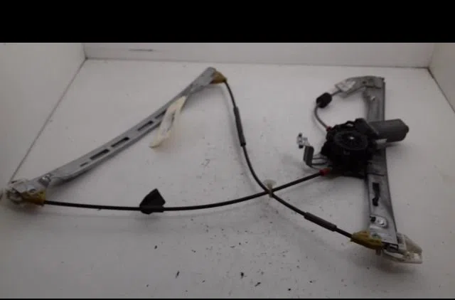 Mecanisme  moteur lève-glace avant droit Peugeot 206 3-5 portes (2A-C) 1.4 16v (2003-2008) occasion