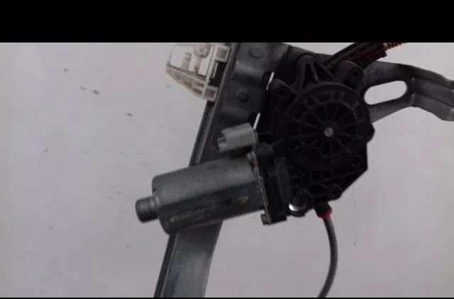 Mecanisme  moteur lève-glace avant droit Peugeot 206 3-5 portes (2A-C) 1.4 hdi eco 70 (2001-2009) 5 portes occasion