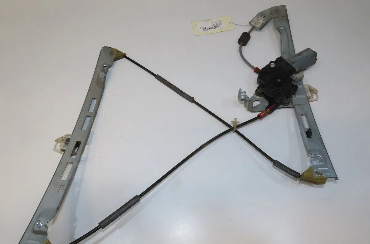Mecanisme  moteur lève-glace avant droit Peugeot 206 3-5 portes (2A-C) 1.9 d (1998-2001) 5 portes occasion