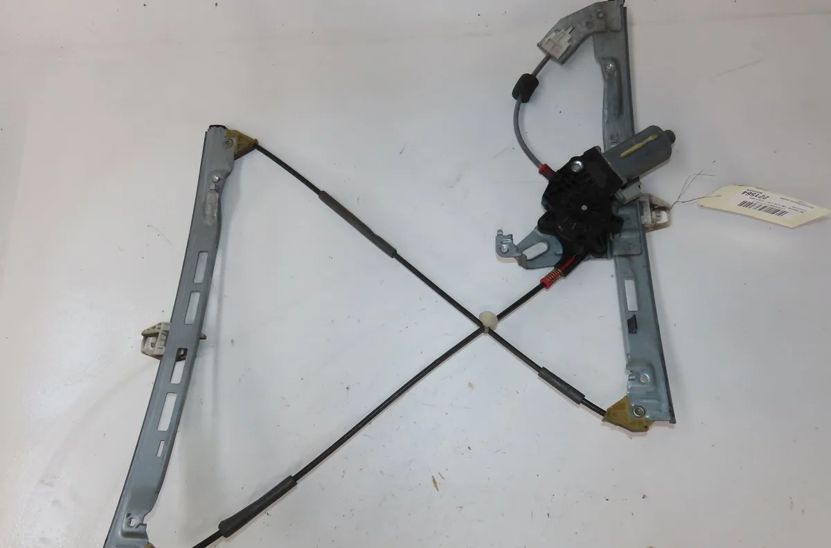 Mecanisme  moteur lève-glace avant droit Peugeot 206 SW (2E-K) 1.4 hdi (2002-2007) 5 portes occasion