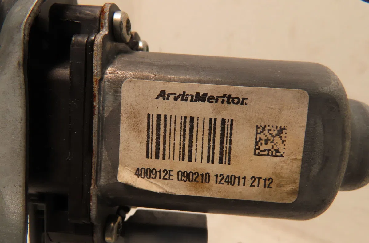 Mecanisme  moteur lève-glace avant droit Peugeot 207-207 (WA_, WC_) 1.4 hdi (2006-2015) 5 portes occasion