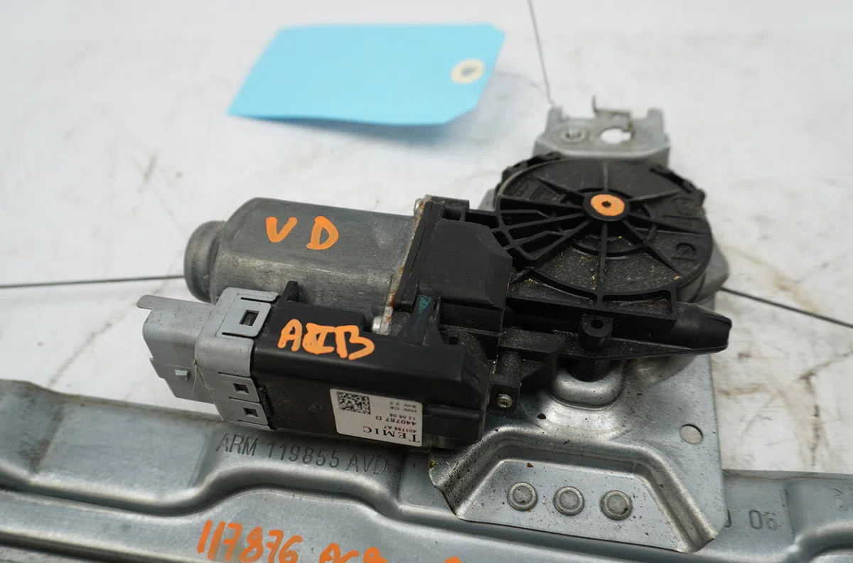 Mecanisme  moteur lève-glace avant droit Peugeot 207-207 (WA_, WC_) 1.6 16v (2006-2013) occasion