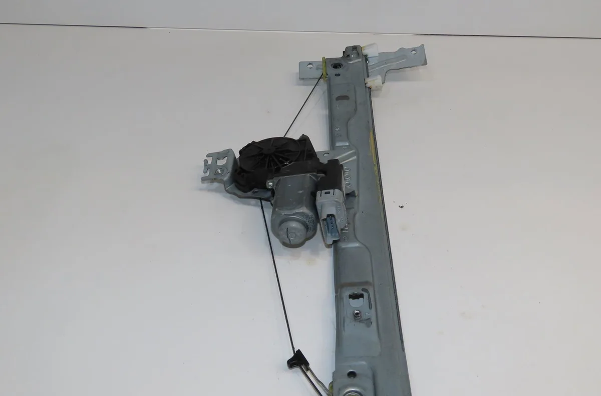 Mecanisme  moteur lève-glace avant droit Peugeot 207-207 (WA_, WC_) 1.6 hdi (2006-2013) 5 portes occasion