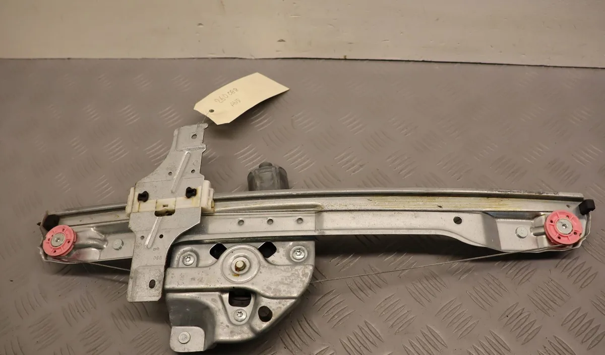 Mecanisme moteur lève-glace avant droit Peugeot 208 I (CA_, CC_) 1.5 bluehdi 100 (2018) occasion