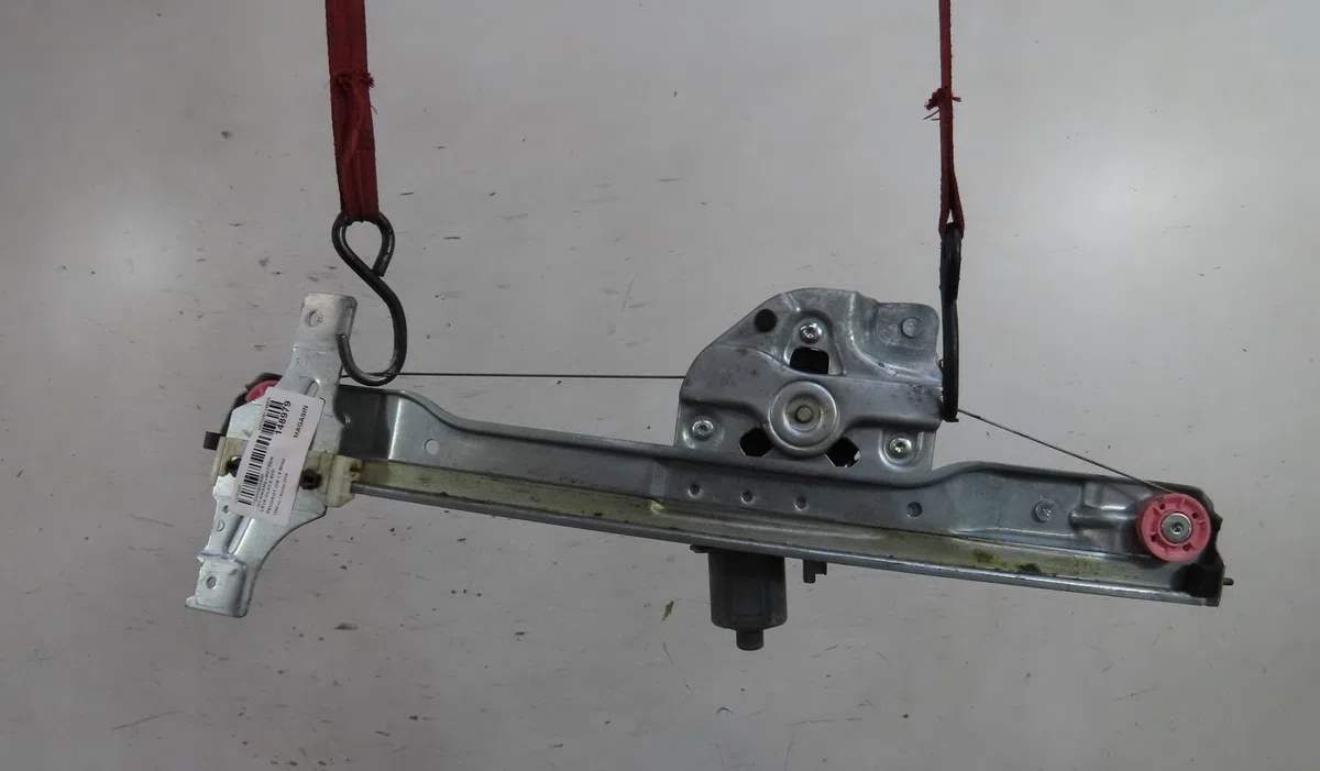 Mecanisme  moteur lève-glace avant droit Peugeot 208 I (CA_, CC_) 1.6 bluehdi 100 (2015) 5 portes occasion