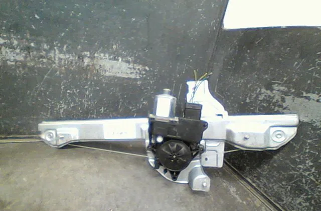 Mecanisme  moteur lève-glace avant droit Peugeot 208 I (CA_, CC_) 1.6 hdi (2012) occasion