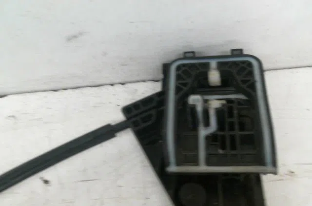 Mecanisme  moteur lève-glace avant droit Peugeot 208 II (UB_, UP_, UW_, UJ_) 1.5 bluehdi 100 (2019) occasion