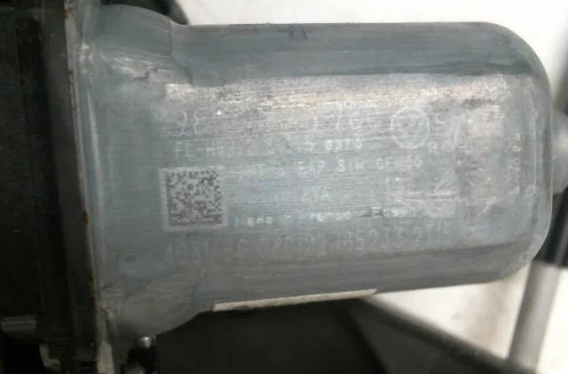 Mecanisme  moteur lève-glace avant droit Peugeot 208 II (UB_, UP_, UW_, UJ_) 1.5 bluehdi 100 (2019) occasion