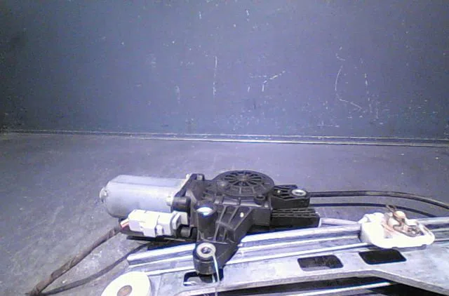 Mecanisme  moteur lève-glace avant droit Peugeot 306 Break (7E, N3, N5) 1.9 d (1998-2002) occasion