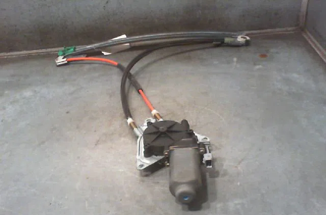 Mecanisme  moteur lève-glace avant droit PEUGEOT 306 Phase 1 09-1994--03-1997 occasion