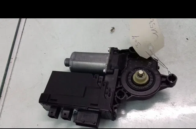 Mecanisme  moteur lève-glace avant droit Peugeot 307 (3A-C) 1.6 hdi 110 (2004-2009) 5 portes occasion