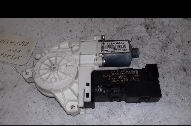 Mecanisme  moteur lève-glace avant droit Peugeot 407 (6D_) 2.0 hdi 135 (6drhrh, 6drhre, 6drhrg, 6drhrj) (2004-2010) 4 po