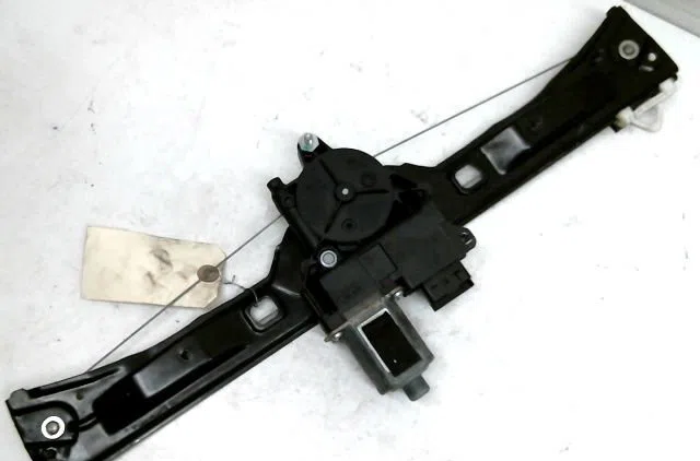 Mecanisme  moteur lève-glace avant droit Peugeot BIPPER (AA_) 1.3 hdi 75 (2010) 3 portes occasion