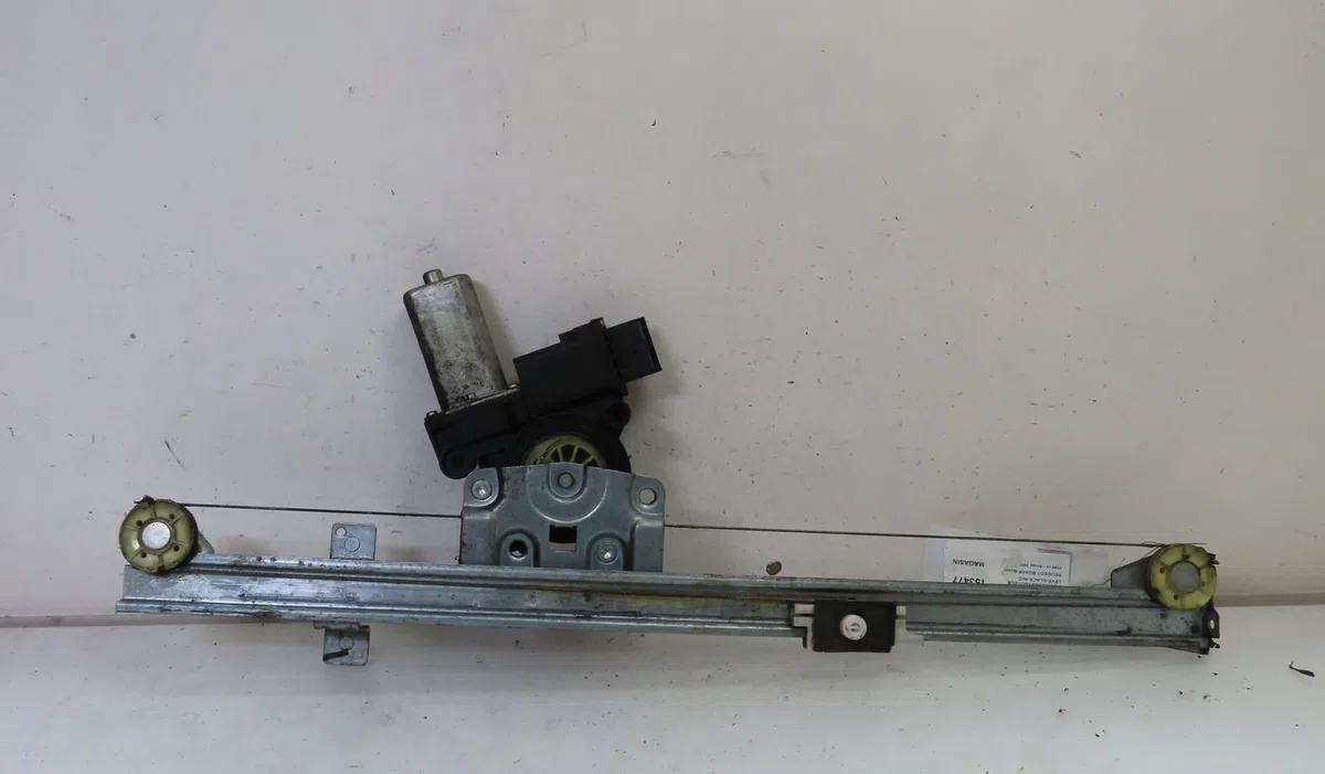 Mecanisme  moteur lève-glace avant droit PEUGEOT BOXER occasion