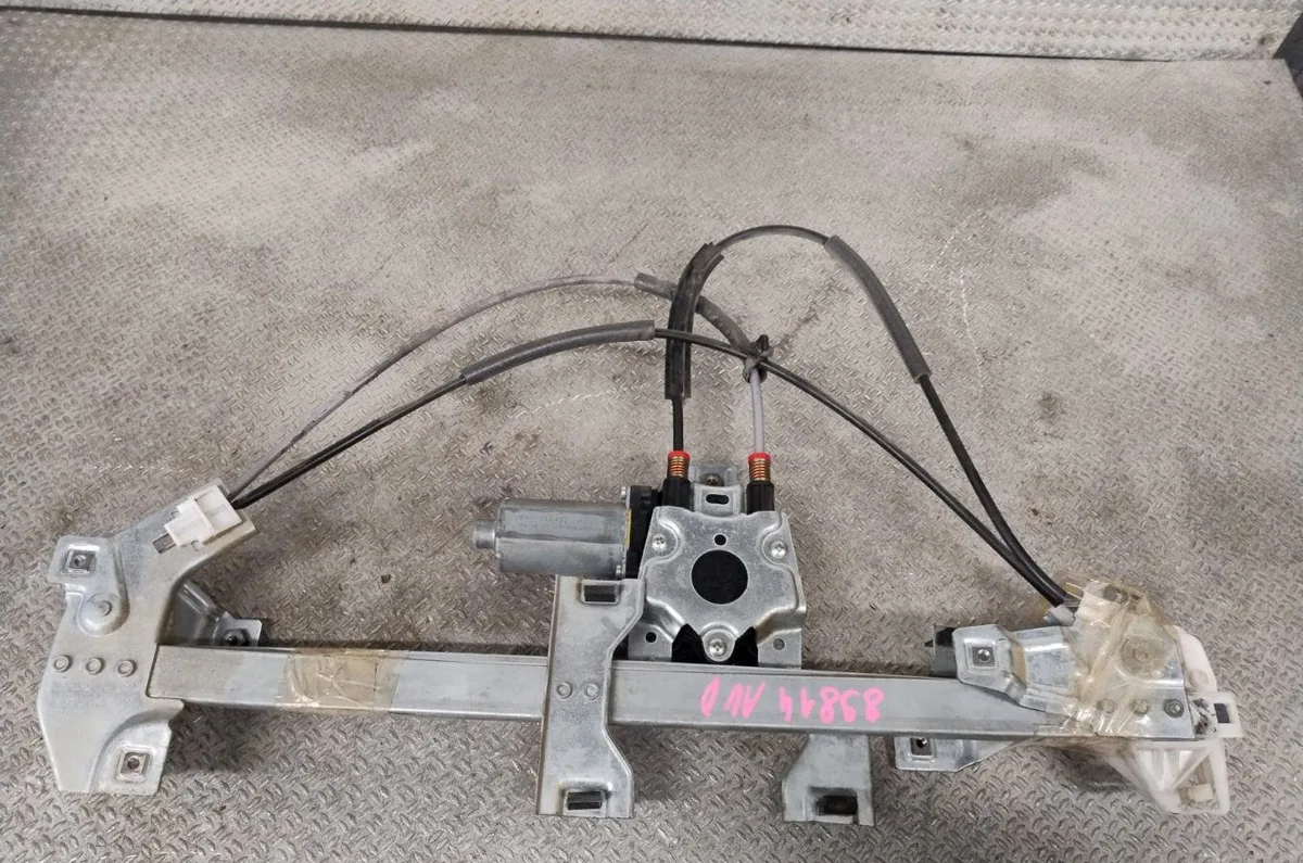 Mecanisme  moteur lève-glace avant droit Peugeot PARTNER Camionnette-Monospace (5_, G_) 2.0 hdi (2000-2008) 3 portes occ