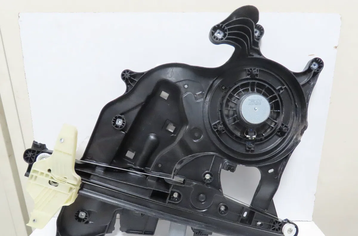 Mecanisme  moteur lève-glace avant droit Peugeot RIFTER 1.5 bluehdi 130 (2018) occasion