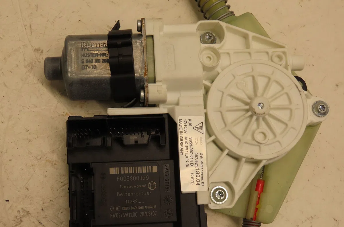 Mecanisme  moteur lève-glace avant droit Porsche BOXSTER (987) 2.7 (2004-2006) occasion