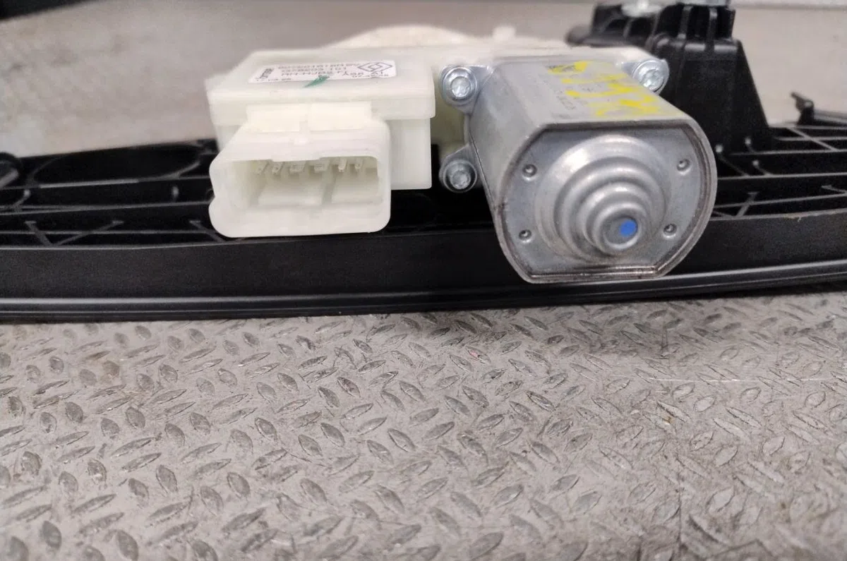 Mecanisme  moteur lève-glace avant droit RENAULT CAPTUR 2  CAPTUR 2 occasion