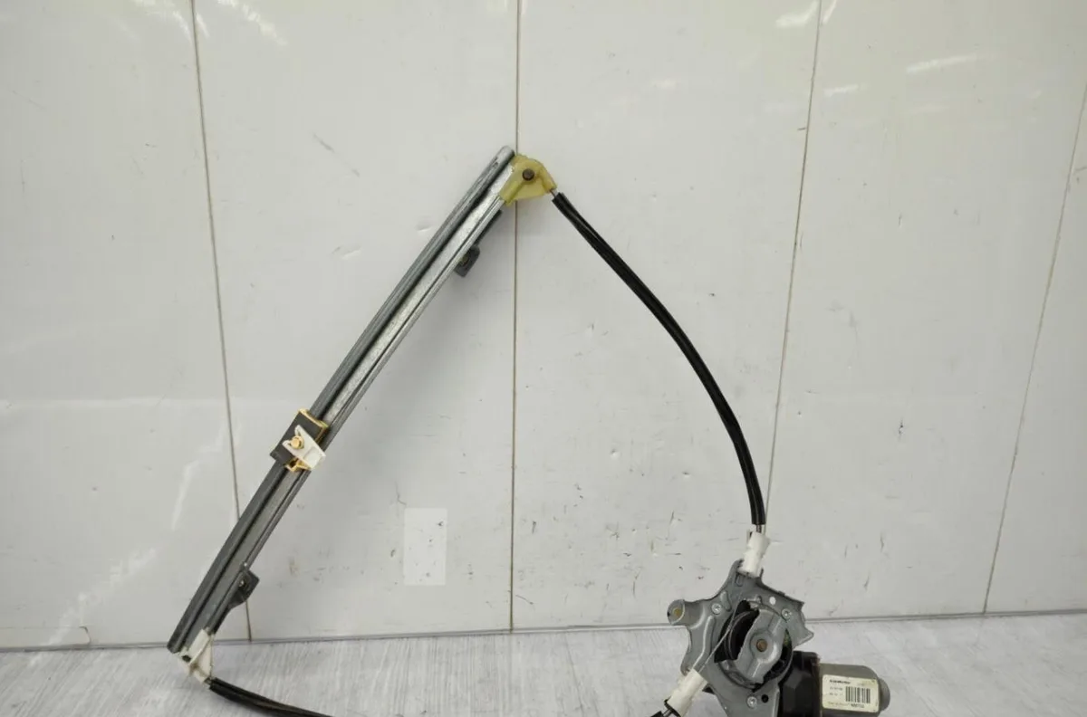 Mecanisme  moteur lève-glace avant droit RENAULT CLIO 2 PHASE 1 occasion