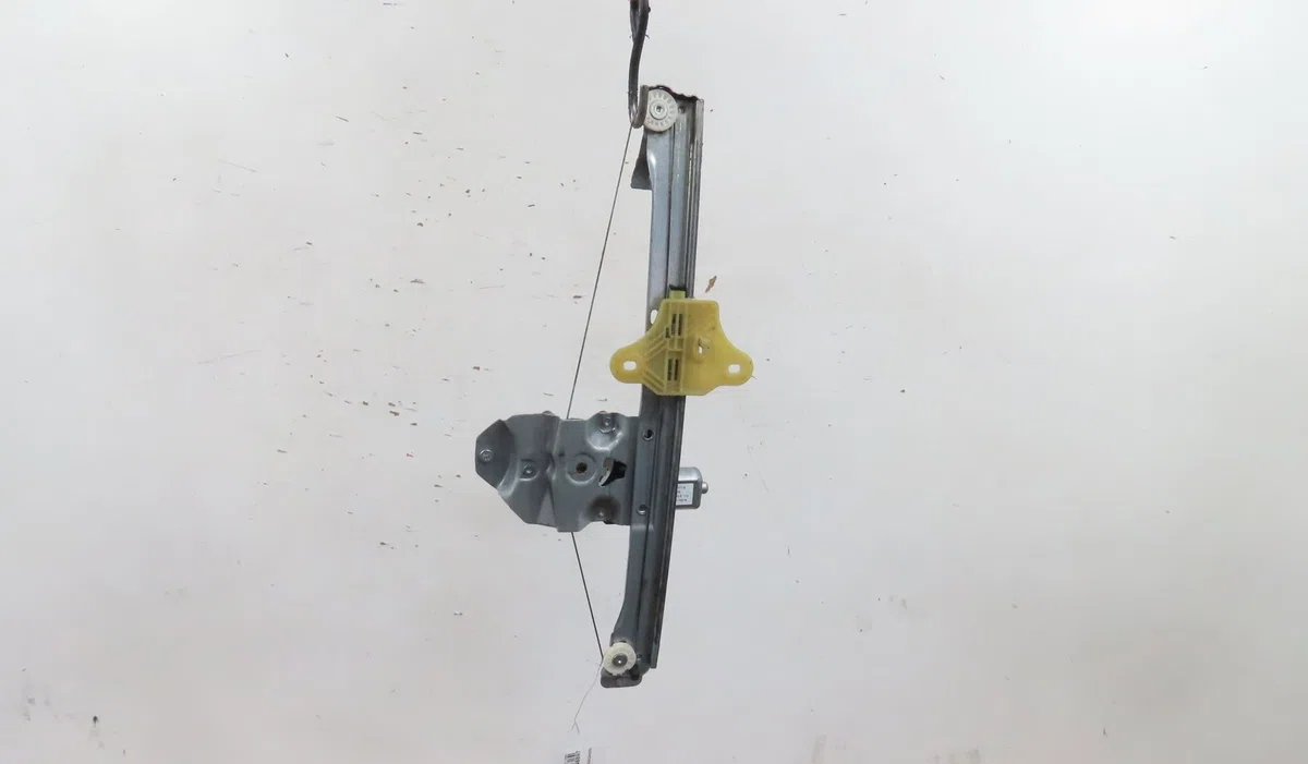 Mecanisme + moteur lève-glace avant droit RENAULT CLIO 2014 occasion