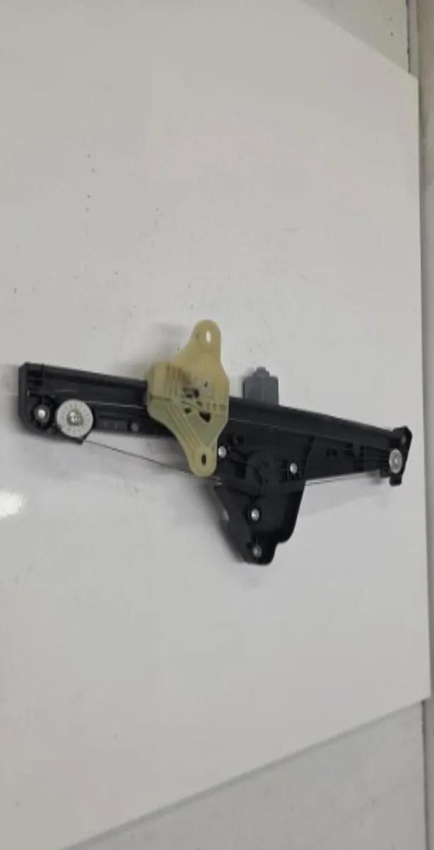 Mecanisme moteur lève-glace avant droit RENAULT CLIO 5 PHASE 1 occasion