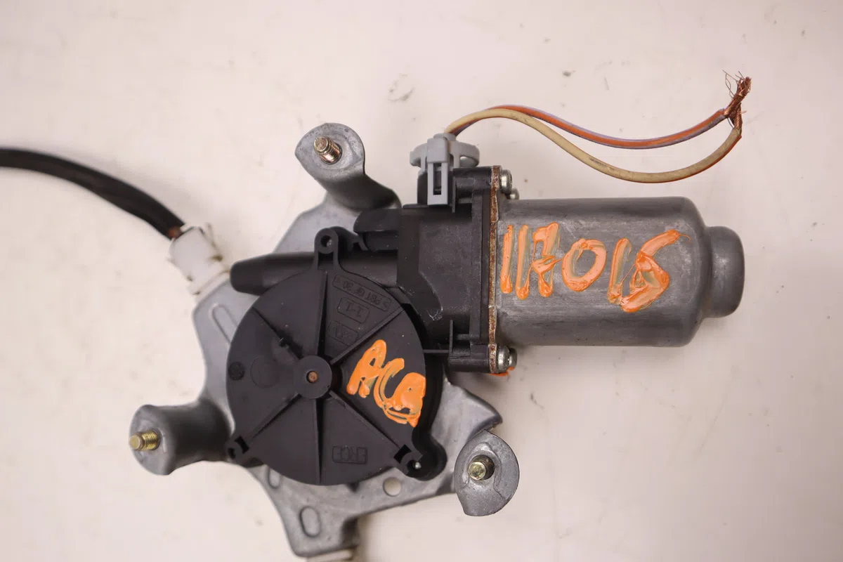 Mecanisme  moteur lève-glace avant droit Renault CLIO II (BB_, CB_) 1.4 16v (b-cb0p, bb13) (2000-2008) 5 portes occasion