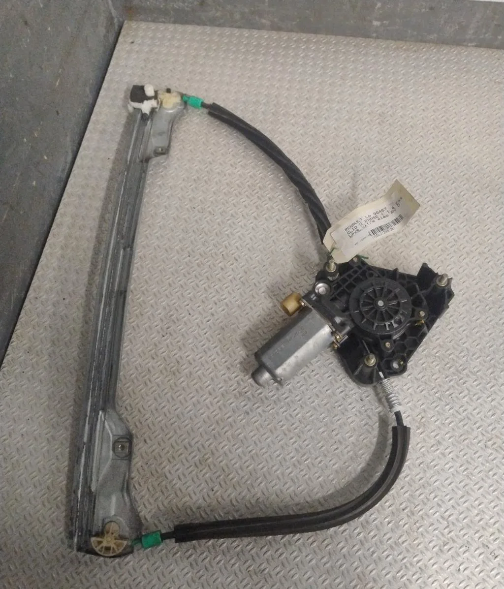 Mecanisme  moteur lève-glace avant droit Renault CLIO II (BB_, CB_) 1.4 (b-cb0c, b-cb0s) (1998-2005) occasion