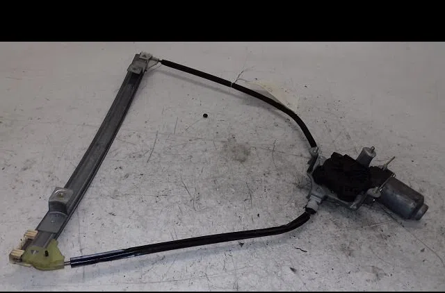 Mecanisme  moteur lève-glace avant droit Renault CLIO II (BB_, CB_) 1.5 dci (2003-2005) occasion