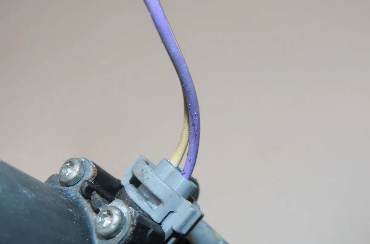 Mecanisme  moteur lève-glace avant droit Renault CLIO III (BR0-1, CR0-1) 1.5 dci (2010-2014) occasion