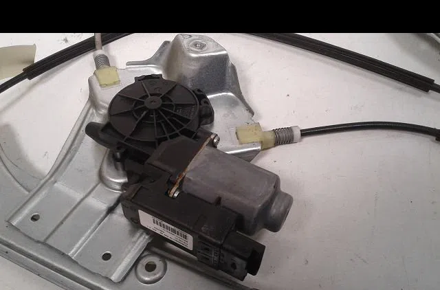 Mecanisme  moteur lève-glace avant droit Renault CLIO III (BR0-1, CR0-1) 1.6 16v (br05, br0b, br0y, br15, br1j, br1m, br